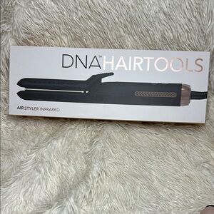 Black Hair Accessory Sleek Design